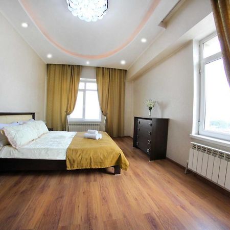 Razmestim В Жк Дуэт Almaty Exterior photo